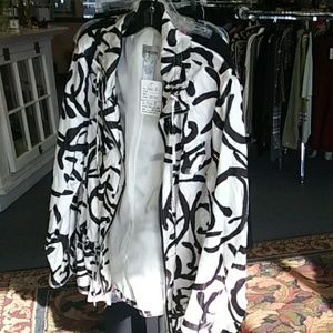 Black & white chicos silky lightweight coat